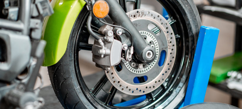 Maruti Eeco Tyre Size, Best Tyres & Recommended Tyre Pressure 